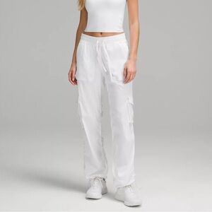 Dance Studio Relaxed-Fit Mid-Rise Cargo Pant